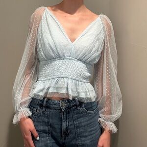 Francesca’s light blue puffy sleeve peplum blouse tulle